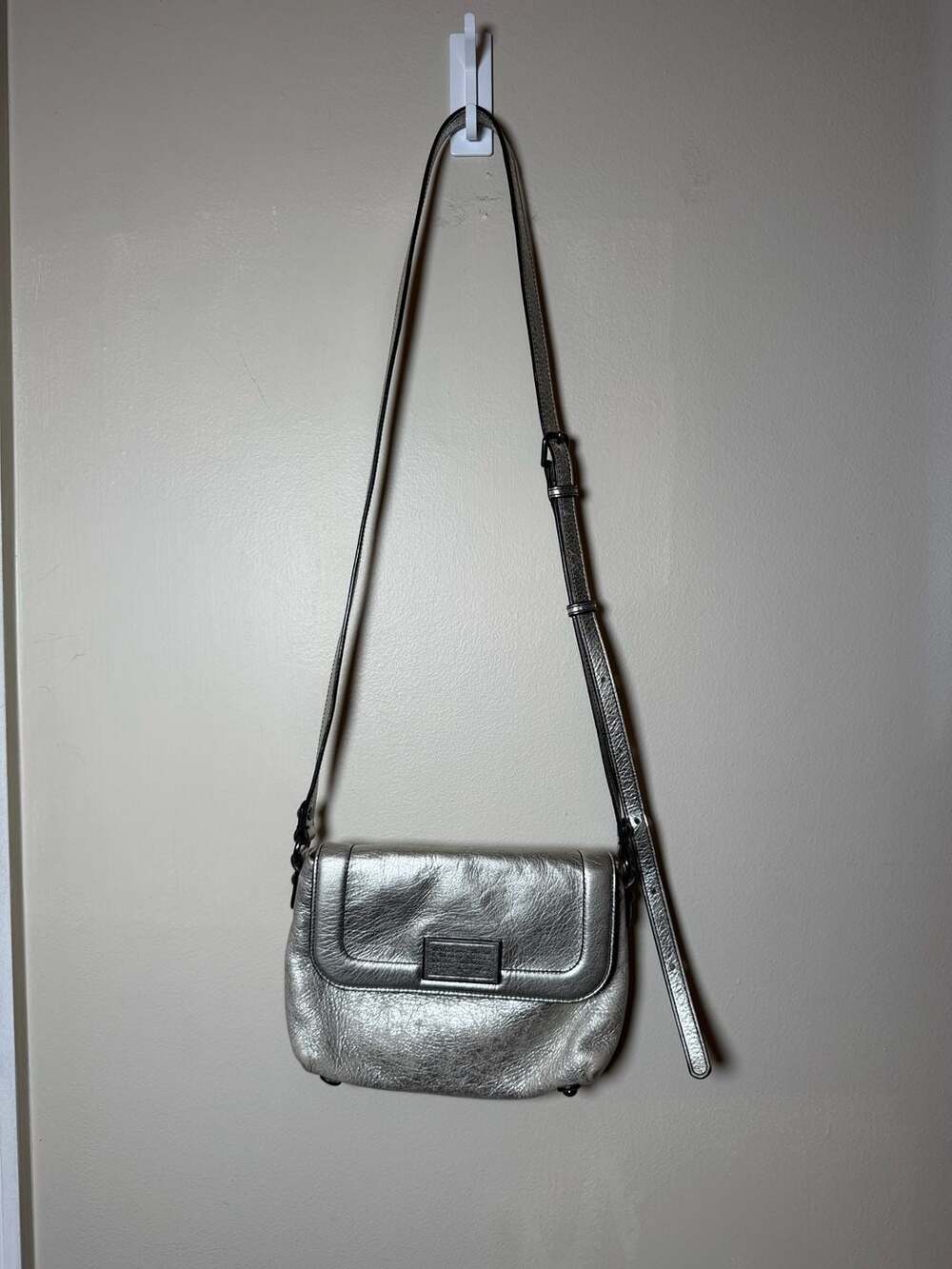 Marc by Marc Jacobs Classic Q Percy Metallic Silver Leather Crossbody Bag
